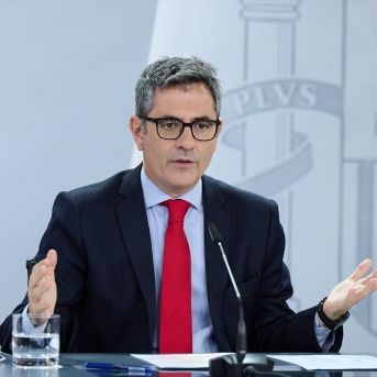 El Consejo de Ministros aprueba la creación de 1.200 plazas de asilo en la Península para menores migrantes El Consejo de Ministros aprueba la creación de 1.200 plazas de asilo en la Península para menores migrantes