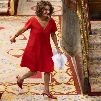 La vicepresidenta primera y ministra de Hacienda, María Jesús Montero, interviene durante una sesión plenaria, en el Congreso de los Diputados | Eduardo Parra (Europa Press). La vicepresidenta primera y ministra de Hacienda, María Jesús Montero, interviene durante una sesión plenaria, en el Congreso de los Diputados | Eduardo Parra (Europa Press).