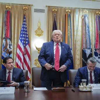 Aranceles, pactos comerciales y despliegue militar marcan la renovada estrategia exterior de EEUU