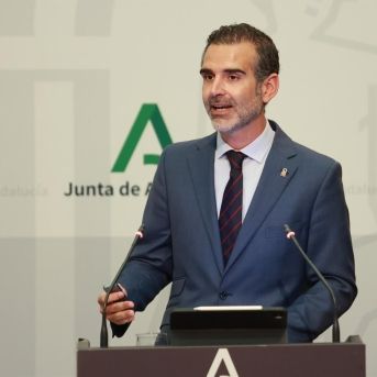 Andalucía reclama al Gobierno la máxima implicación para frenar el recorte a la pesca de arrastre