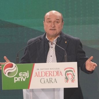 Telefónica incorpora a Marcos Contreras y al expresidente del PNV Andoni Ortuzar al consejo de Movistar+