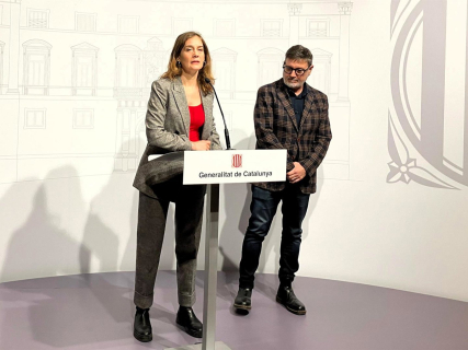 Cataluña acuerda mantener en 2026 la bonificación del 50% en el transporte público