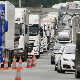 Las protestas de agricultores franceses generan colas de 10 kilómetros en Biriatou hacia Francia Las protestas de agricultores franceses generan colas de 10 kilómetros en Biriatou hacia Francia