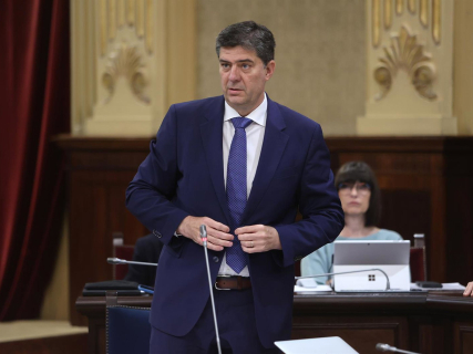 Bauzà reivindica el éxito de las medidas contra la oferta turística ilegal frente a las del PSIB