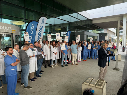 La huelga de médicos provoca en Baleares 12.000 consultas y más de 300 operaciones canceladas