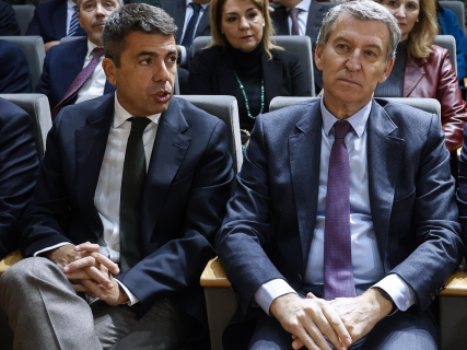 El PP asegura que Feijóo remitirá a la jueza sus mensajes con Mazón del día de la dana