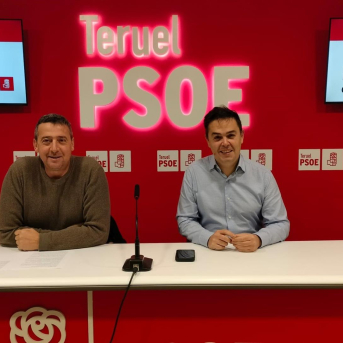 El PSOE exigirá a Juste en el Pleno de la DPT que aclare qué piensa hacer con los purines El PSOE exigirá a Juste en el Pleno de la DPT que aclare qué piensa hacer con los purines