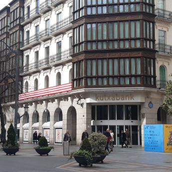 Kutxabank ya alcanza el 'colchón anticrisis' fijado por la JUR Kutxabank ya alcanza el 'colchón anticrisis' fijado por la JUR