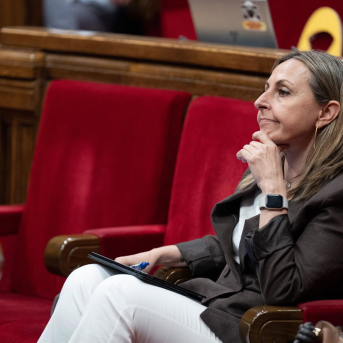 Eva Menor acusa al PP de negar y menospreciar el feminismo y rechaza que dé lecciones Eva Menor acusa al PP de negar y menospreciar el feminismo y rechaza que dé lecciones