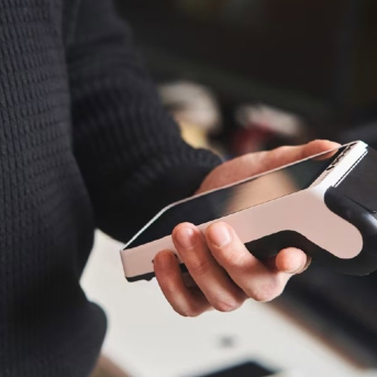 BBVA España presenta una nueva herramienta para automatizar cobros periódicos con tarjeta