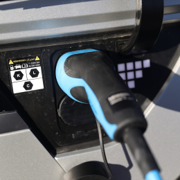 Las electrolineras rechazan que los coches no eléctricos se puedan seguir comercializando más allá de 2035. Eduardo Parra/Europa Press.