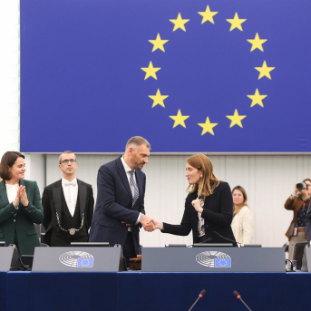 El Parlamento Europeo reclama sanciones de la UE por los ataques híbridos de Bielorrusia