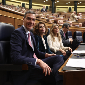 El último decreto-ley del año, la primera votación de 2026 en el Congreso. El Gobierno se juega la continuidad de medidas económicas del 'escudo social' en los próximos días