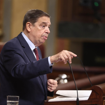 El Gobierno amplía el acuerdo con Aeacsv para reforzar la agricultura de carbono hasta 2027 El Gobierno amplía el acuerdo con Aeacsv para reforzar la agricultura de carbono hasta 2027