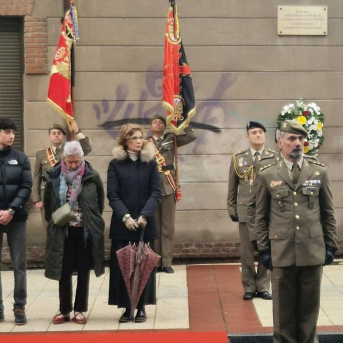 León honra al comandante Cortizo, asesinado por ETA hace 30 años, y resalta la fortaleza, fe y esperanza de su familia
