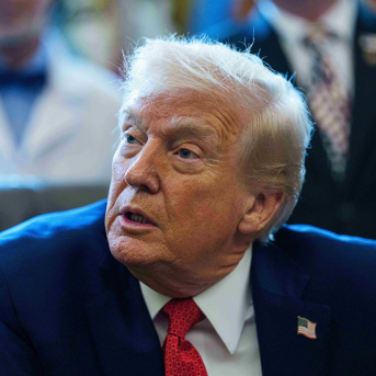 Trump afirma que “no descarta” una guerra con Venezuela tras el bloqueo a petroleros