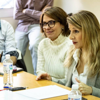 CCOO destaca el compromiso de Yolanda Díaz para desbloquear el conflicto laboral en la Base de Rota CCOO destaca el compromiso de Yolanda Díaz para desbloquear el conflicto laboral en la Base de Rota