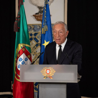 El presidente bloquea la reforma de la ley de nacionalidad tras ser declarada inconstitucional El presidente bloquea la reforma de la ley de nacionalidad tras ser declarada inconstitucional