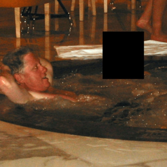 Clinton se desmarca de la red de menores de Epstein, según su portavoz