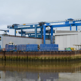 La plantilla de Astilleros Balenciaga acepta bajar el sueldo un 5% para garantizar la continuidad de la empresa