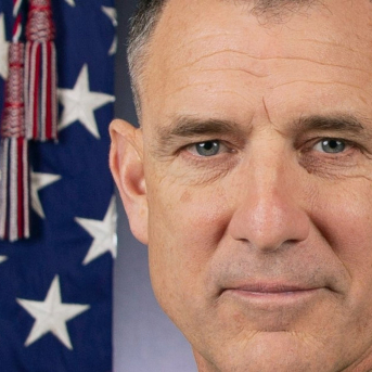 Trump propone al general Francis Donovan para liderar el Mando Sur tras la abrupta marcha de su anterior jefe