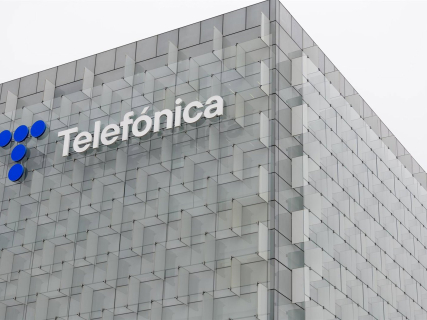 Telefónica rubricará mañana con los sindicatos el ERE y la prórroga de los convenios