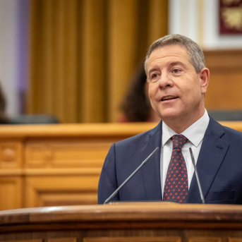 García-Page abre la nueva vía peatonal y ciclista que une Ciudad Real y Miguelturra