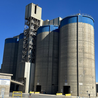 El consumo de cemento repunta un 11% hasta noviembre y alcanza 15,2 millones de toneladas