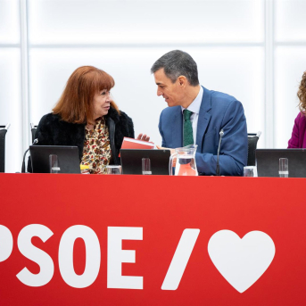 El PSOE retoca su área de Organización tras el batacazo en Extremadura y sitúa a Elisa Garrido como nueva adjunta El PSOE retoca su área de Organización tras el batacazo en Extremadura y sitúa a Elisa Garrido como nueva adjunta