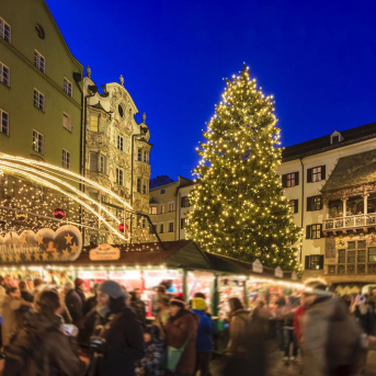 Uno de cada tres españoles quiere pasar la Nochevieja viajando y la mayoría huye de los destinos masificados