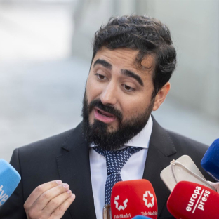 El Supremo invita a Alvise a declarar de forma voluntaria y convoca a los dos eurodiputados que le denunciaron por acoso El Supremo invita a Alvise a declarar de forma voluntaria y convoca a los dos eurodiputados que le denunciaron por acoso