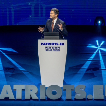 Ampliación | Un juzgado de Lisboa obliga al líder de Chega a retirar sus carteles contra la comunidad gitana