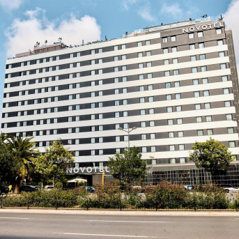 Ibervalles crece en el segmento hotelero con la compra del Novotel Valencia Lavant a Pictet IBERVALLES