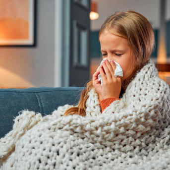 Niña con gripe. HM HOSPITALES