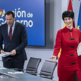 El Gobierno concentra en un solo decreto-ley la subida de pensiones, la suspensión de desahucios y una batería de incentivos fiscales | Alberto Ortega / Europa Press