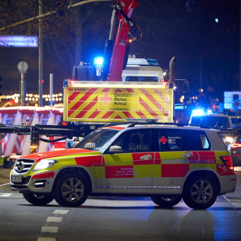 Vehículos de los servicios de emergencia tras un atropello en la ciudad de Giessen, en Alemania (archivo) Sascha Ditscher/dpa