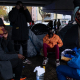 Personas desalojadas del antiguo Instituto B9 de Badalona acampan debajo de la salida 210 de la C-31, en el barrio de Sant Roc, a 20 de diciembre de 2025, en Badalona, Barcelona, Catalunya (España).  Lorena Sopêna - Europa Press