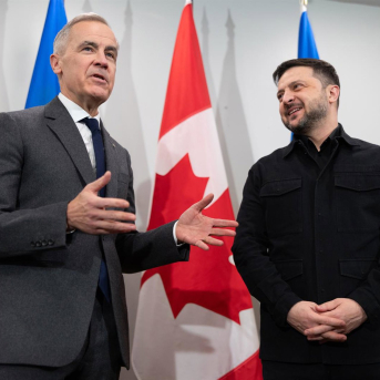 El primer ministro de Canadá, Mark Carney, recibe al presidente de Ucrania, Volodimir Zelenski, en Halifax Europa Press/Contacto/Riley Smith