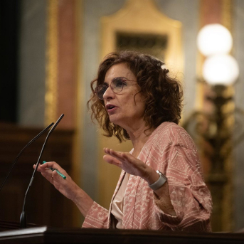 La vicepresidenta primera y ministra de Hacienda, María Jesús Montero. Fernando Sánchez - Europa Press