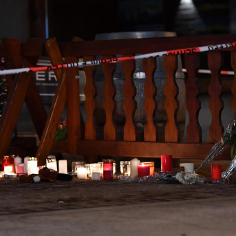 Velas y flores por los fallecidos en el incendio en un restaurante en Crans-Montana (Suiza) Europa Press/Contacto/Lian Yi Velas y flores por los fallecidos en el incendio en un restaurante en Crans-Montana (Suiza) Europa Press/Contacto/Lian Yi