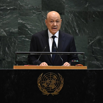 El presidente de Yemen, Rashad Mohamed al-Alimi, en la Asamblea General de la ONU. Europa Press/Contacto/Li Rui El presidente de Yemen, Rashad Mohamed al-Alimi, en la Asamblea General de la ONU. Europa Press/Contacto/Li Rui
