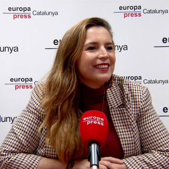 La coordinadora de los Comuns y diputada en el Congreso, Candela López, en una entrevista de Europa Press EUROPA PRESS La coordinadora de los Comuns y diputada en el Congreso, Candela López, en una entrevista de Europa Press EUROPA PRESS