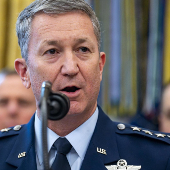 El jefe del Estado Mayor Conjunto de las Fuerzas Armadas de Estados Unidos, Dan Caine (archivo) Europa Press/Contacto/Bonnie Cash - Pool via CNP