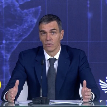 El presidente del Gobierno, Pedro Sánchez, mantiene una videoconferencia con las unidades españolas en misiones humanitarias y de paz en el exterior EUROPA PRESS