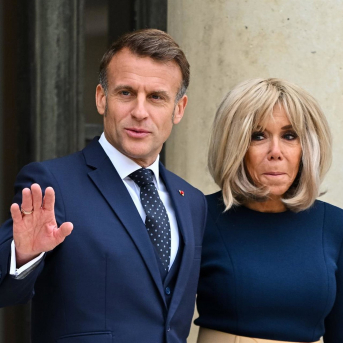 El presidente de Francia, Emmanuel Macron, junto a su mujer, Brigitte Macron. Julien Mattia/Le Pictorium via Z / DPA