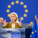 La presidenta de la Comisión Europea, Ursula von der Leyen, durante su intervención en el debate sobre el Estado de la Unión (SOTEU) en el pleno del Parlamento Europeo en Estrasbugo (Francia). PHILIPPE BUISSIN / EUROPEAN PARLIAMENT