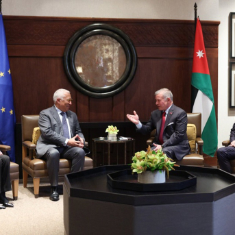 La presidenta de la Comisión Europea, Ursula Von der Leyen; el presidente del Consejo Europeo, António Costa; el rey de Jordania, Abdalá II, y el príncipe heredero, Al Hussein Bin Abdalá II. ALEXANDROS MICHAILIDIS - UNIÓN EUROPEA