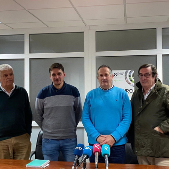 El campo extremeño prepara tractoradas contra los recortes de la PAC y la caída de precios El campo extremeño prepara tractoradas contra los recortes de la PAC y la caída de precios