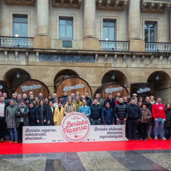 Las 46 sidrerías de Euskal Sagardoa elaboran 3,1 millones de litros de sidra “más ligera que el año pasado”