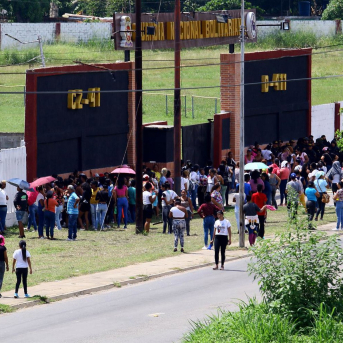 Familiares en una cárcel venezolana (archivo). Europa Press/Contacto/Juan Carlos Hernandez